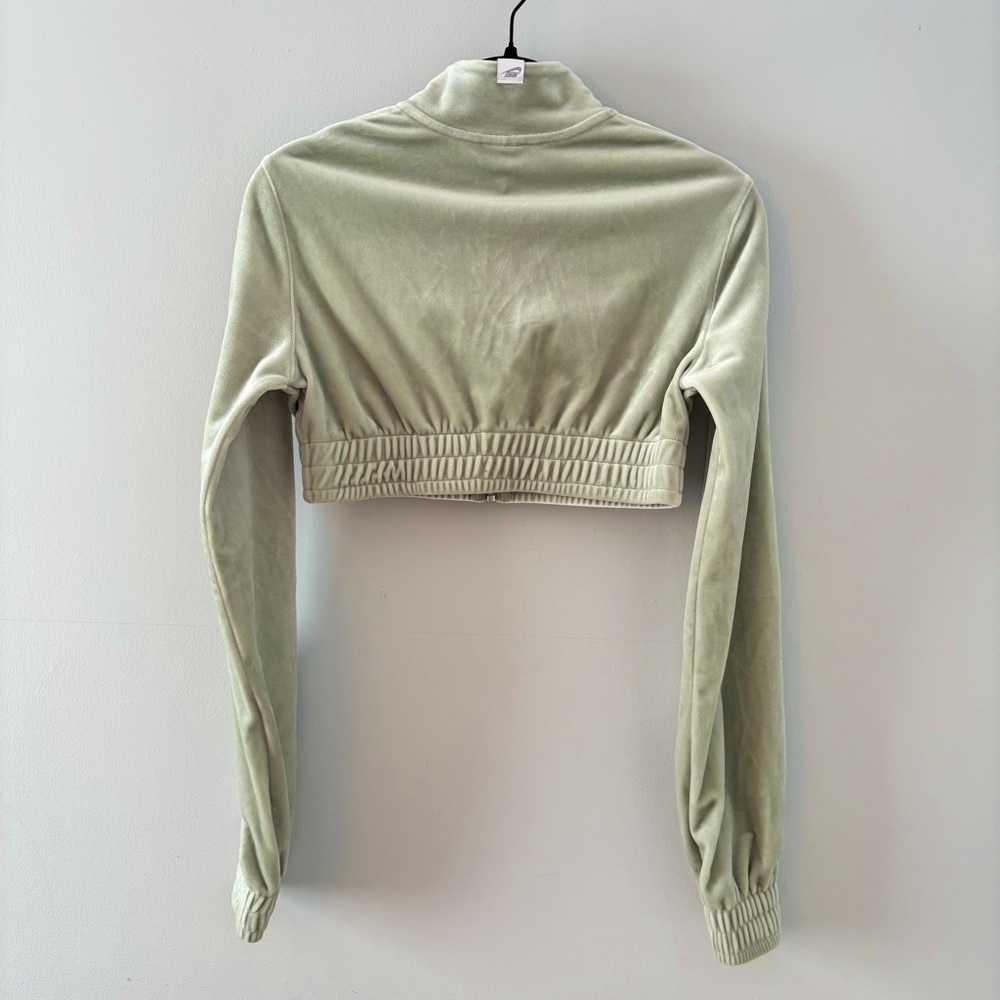 Nike NWT Cropped Velour Full-Zip Top Long Sleeve Cinch Band Velvet Green - Picture 6 of 9